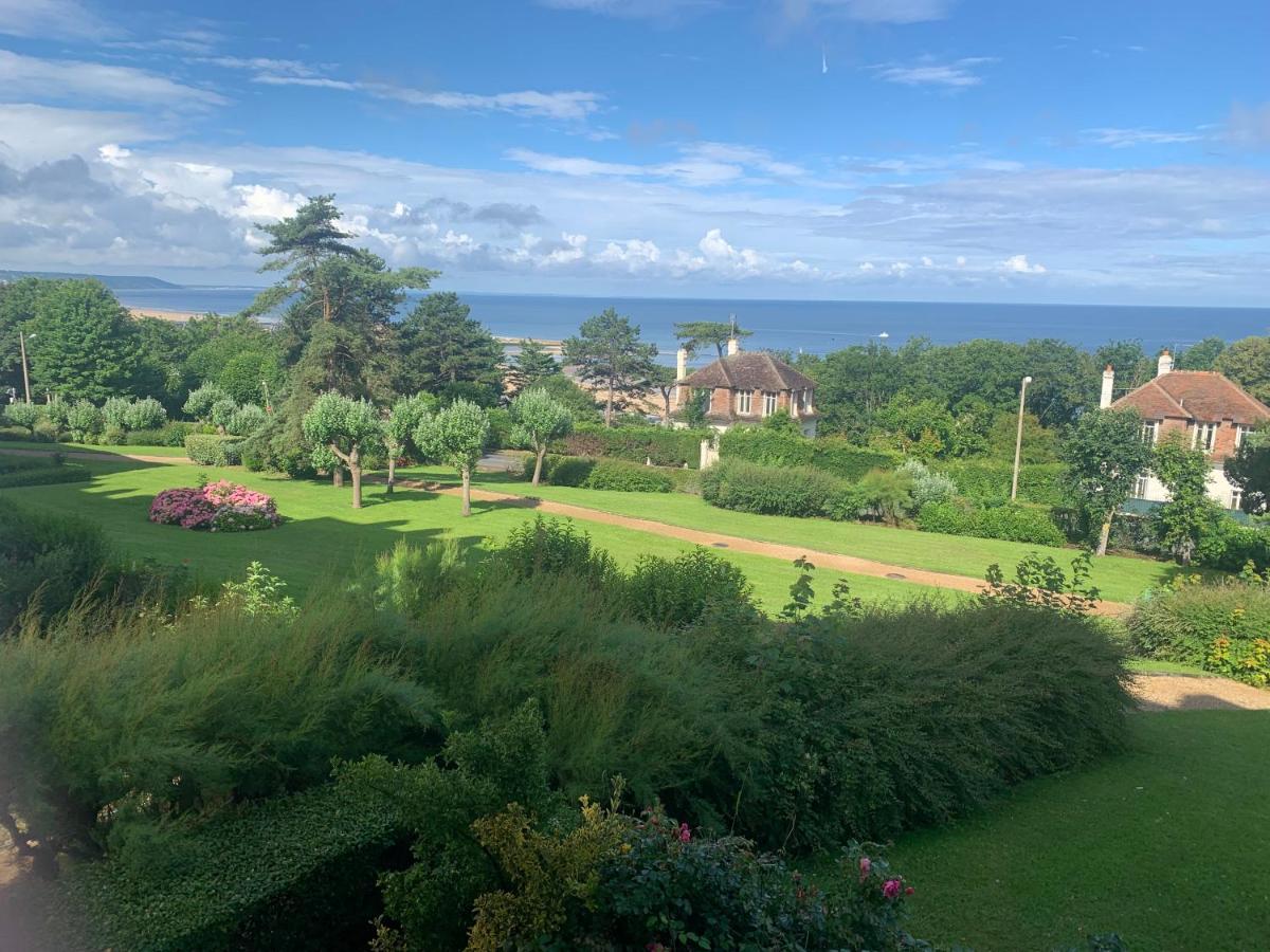 Un balcon sur la mer Trouville-sur-Mer Exterior foto